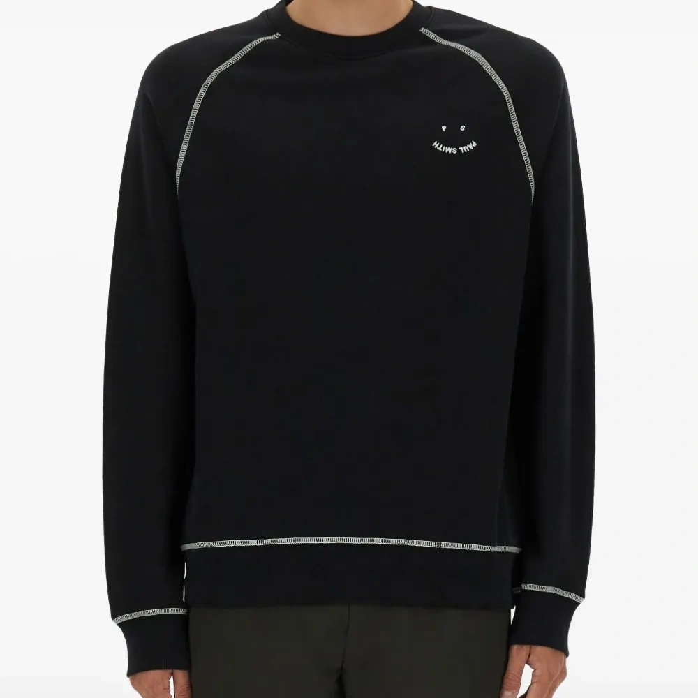 Толстовка с контрастной строчкой