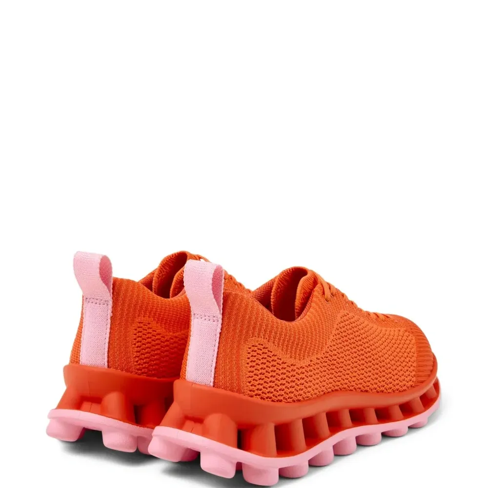 Кроссовки Pelotissima из коллаборации с Sunnei Кроссовки Pelotissima из коллаборации с Sunnei