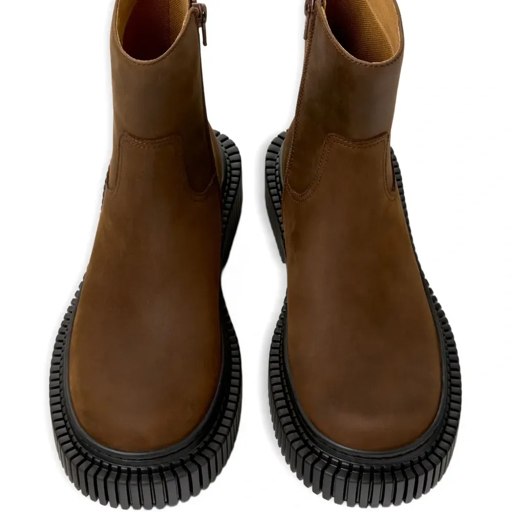 Ботинки на молнии