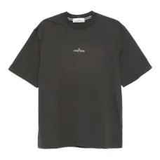 футболка с вышитым логотипом