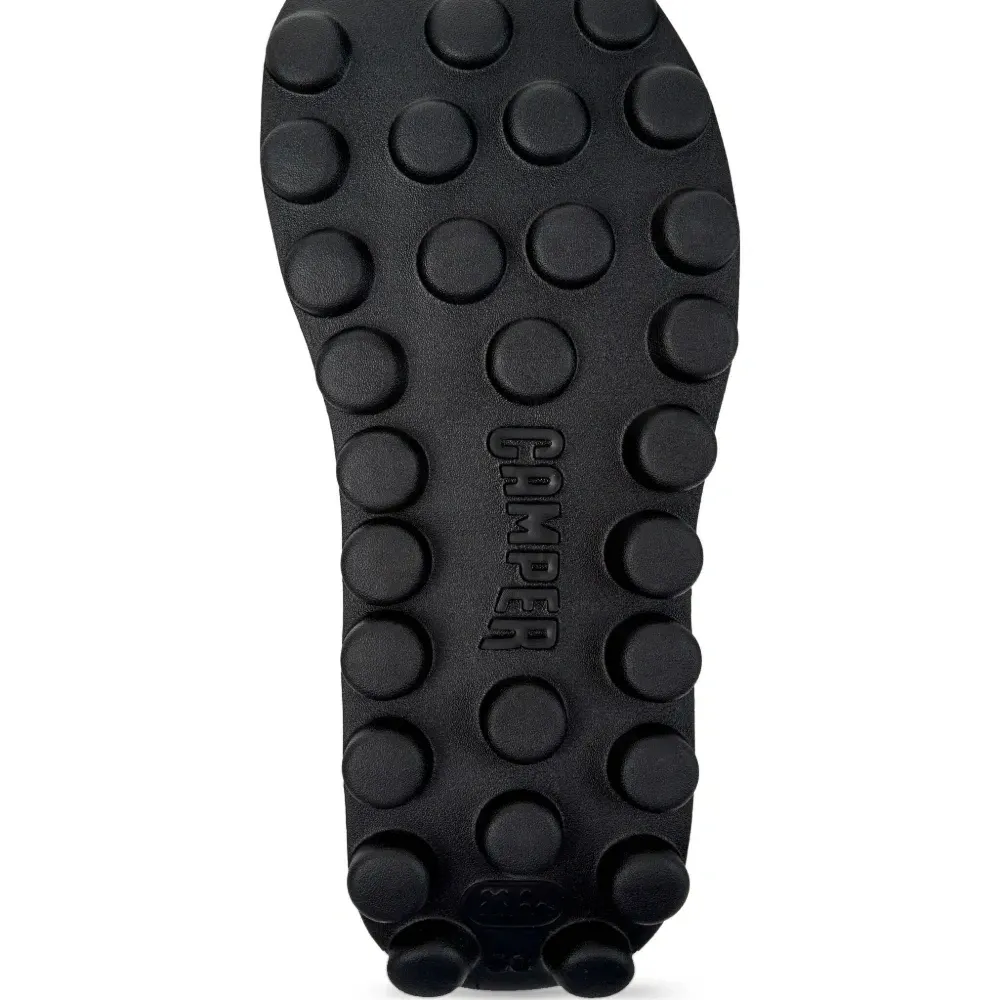 Кроссовки Pelotissima из коллаборации с Sunnei