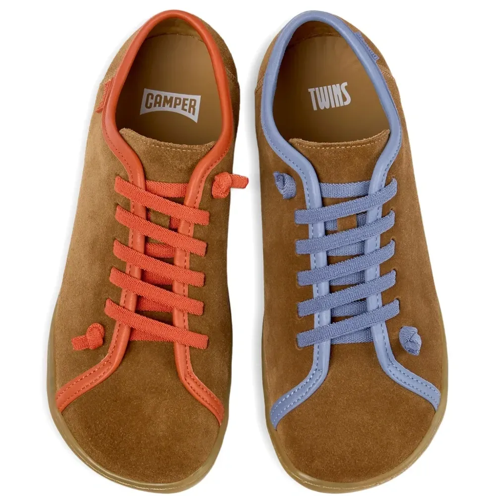 Кроссовки на шнуровке