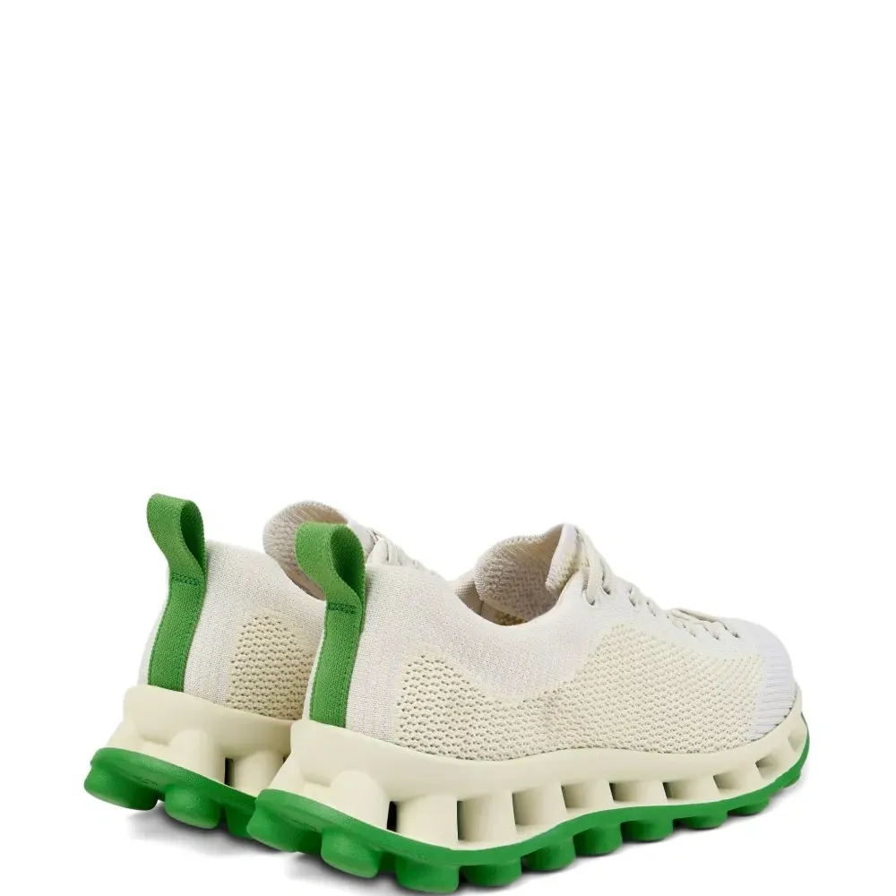 Кроссовки Pelotissima из коллаборации с Sunnei