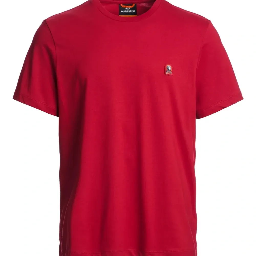 Футболка с логотипом