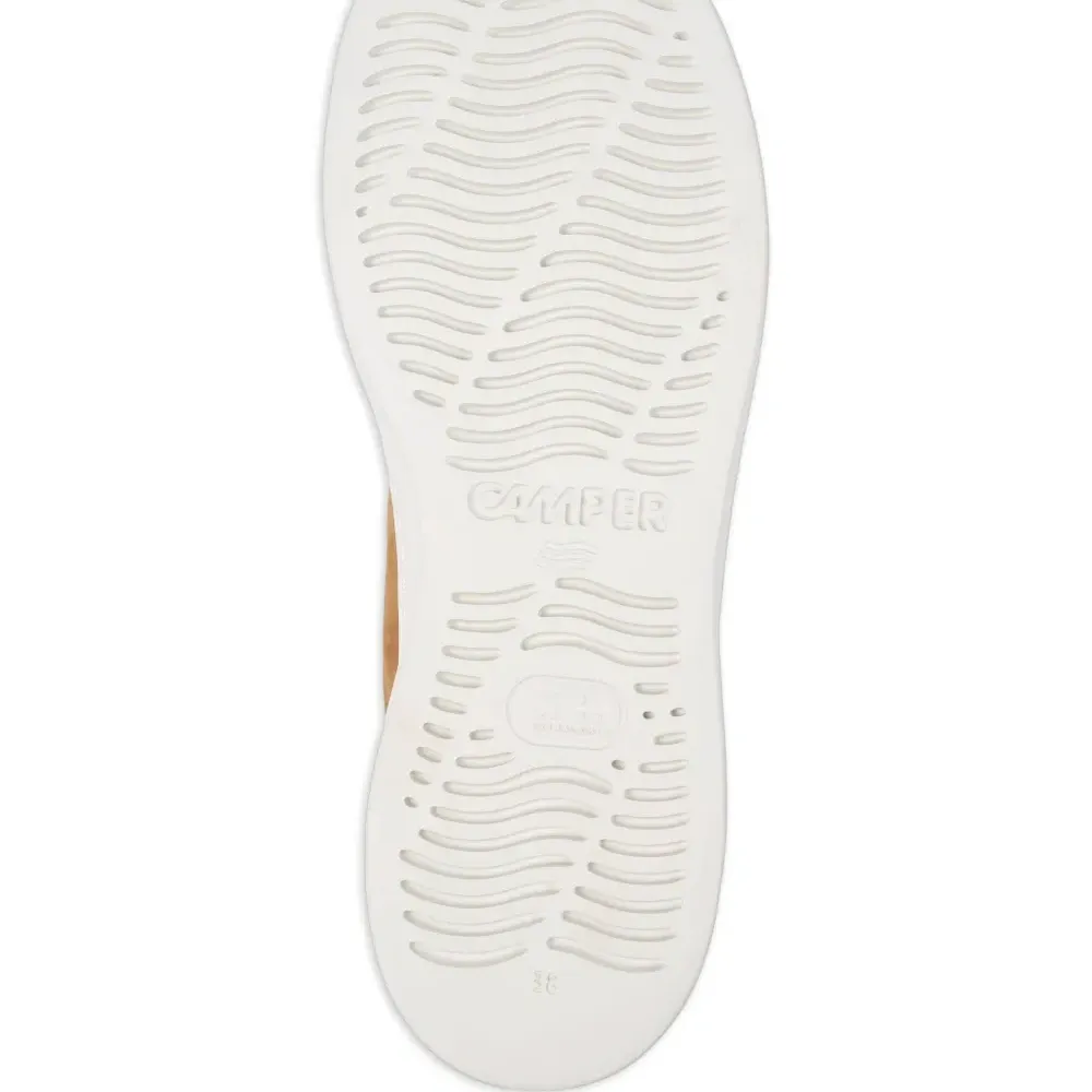 Кроссовки Runner Up