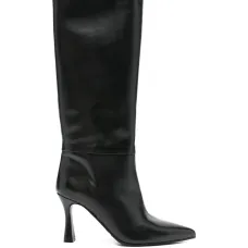 Сапоги с заостренным носком