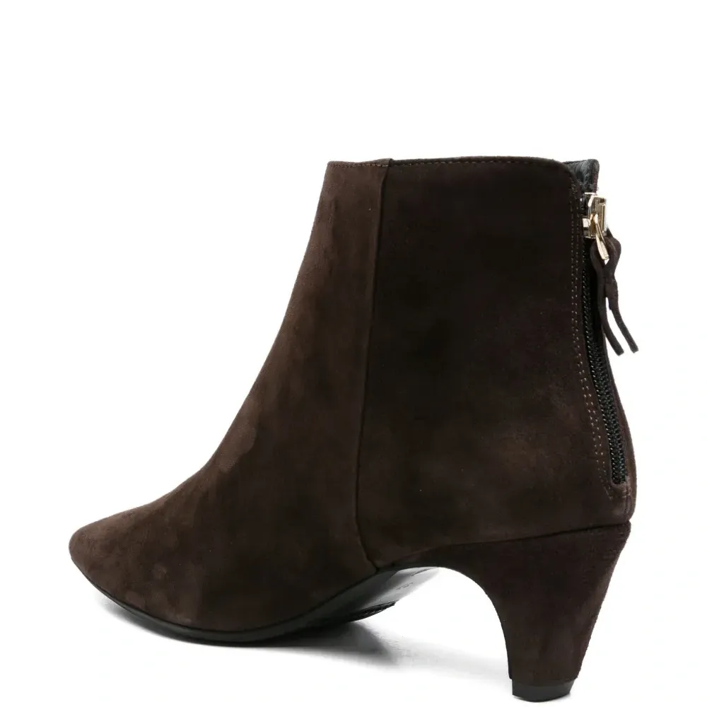 Ботильоны с заостренным носком Ботильоны с заостренным носком