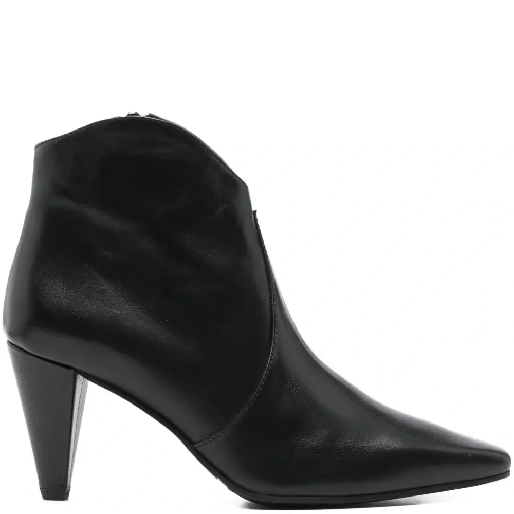 Ботильоны с заостренным носком
