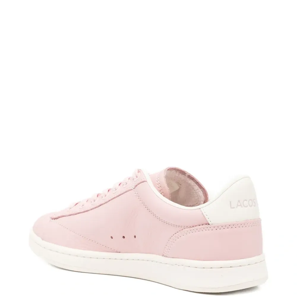 Кроссовки на шнуровке