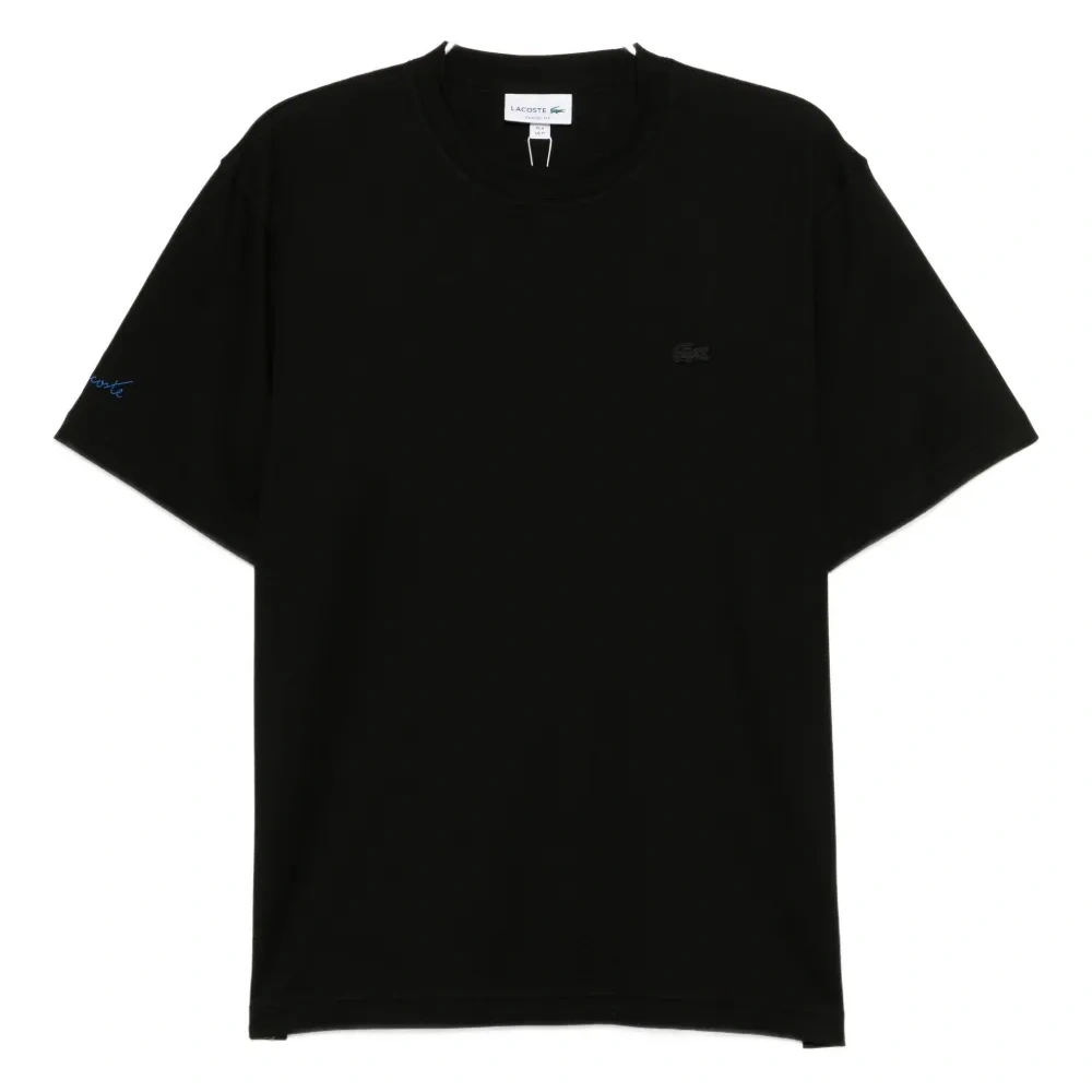 Футболка с вышитой подписью