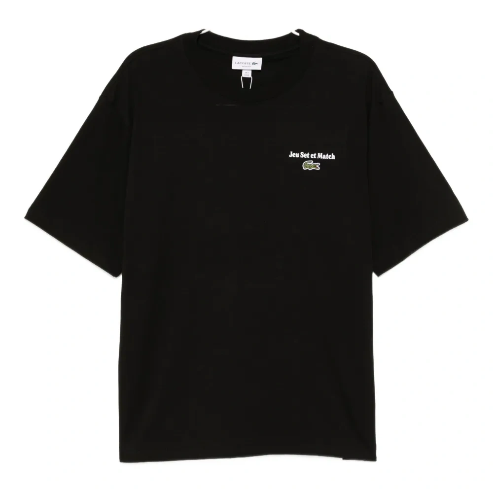 Футболка с вышитым логотипом