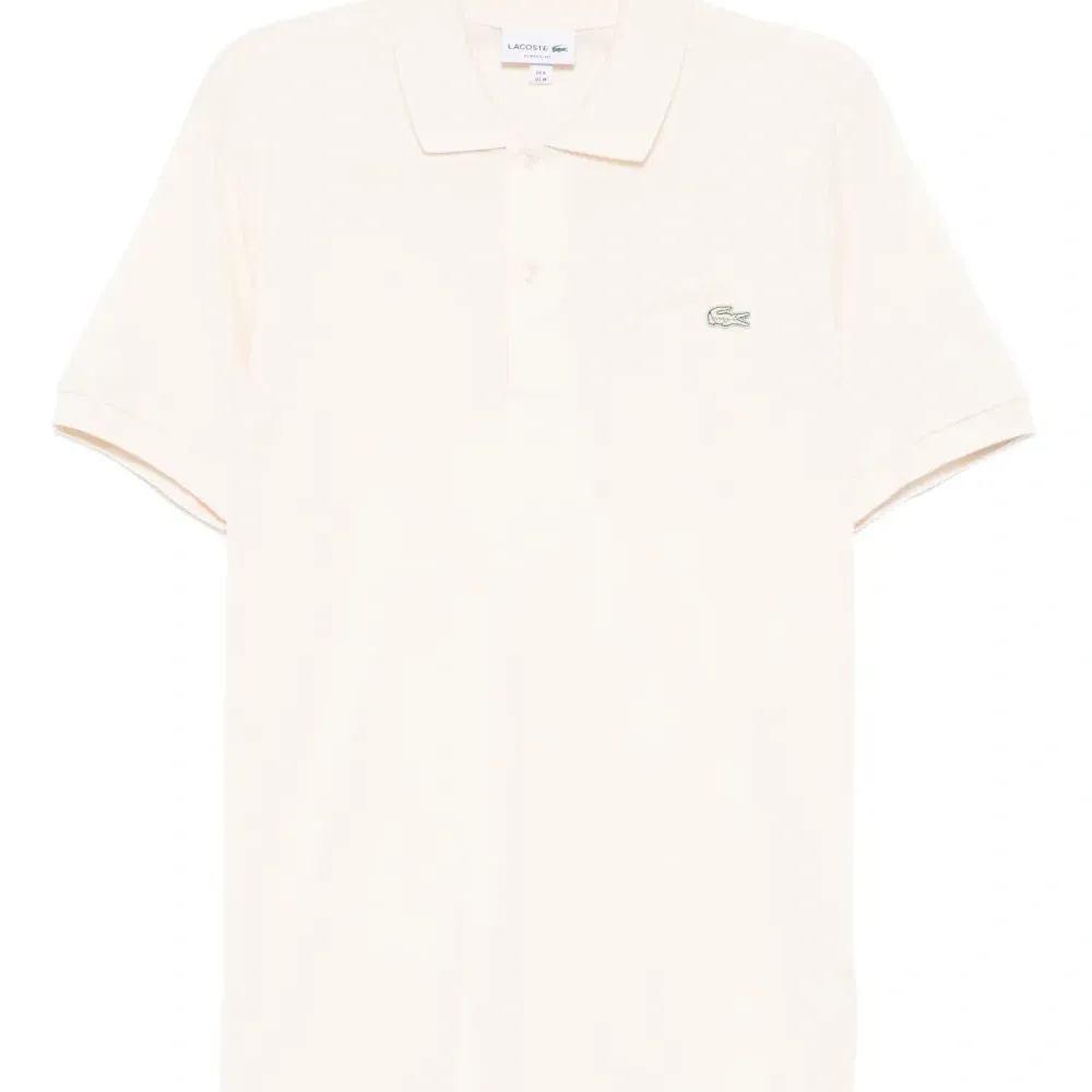 Рубашка поло с вышитым логотипом