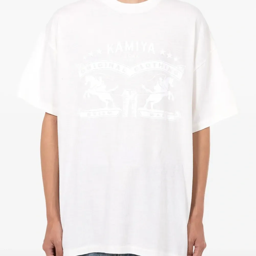 Футболка с принтом