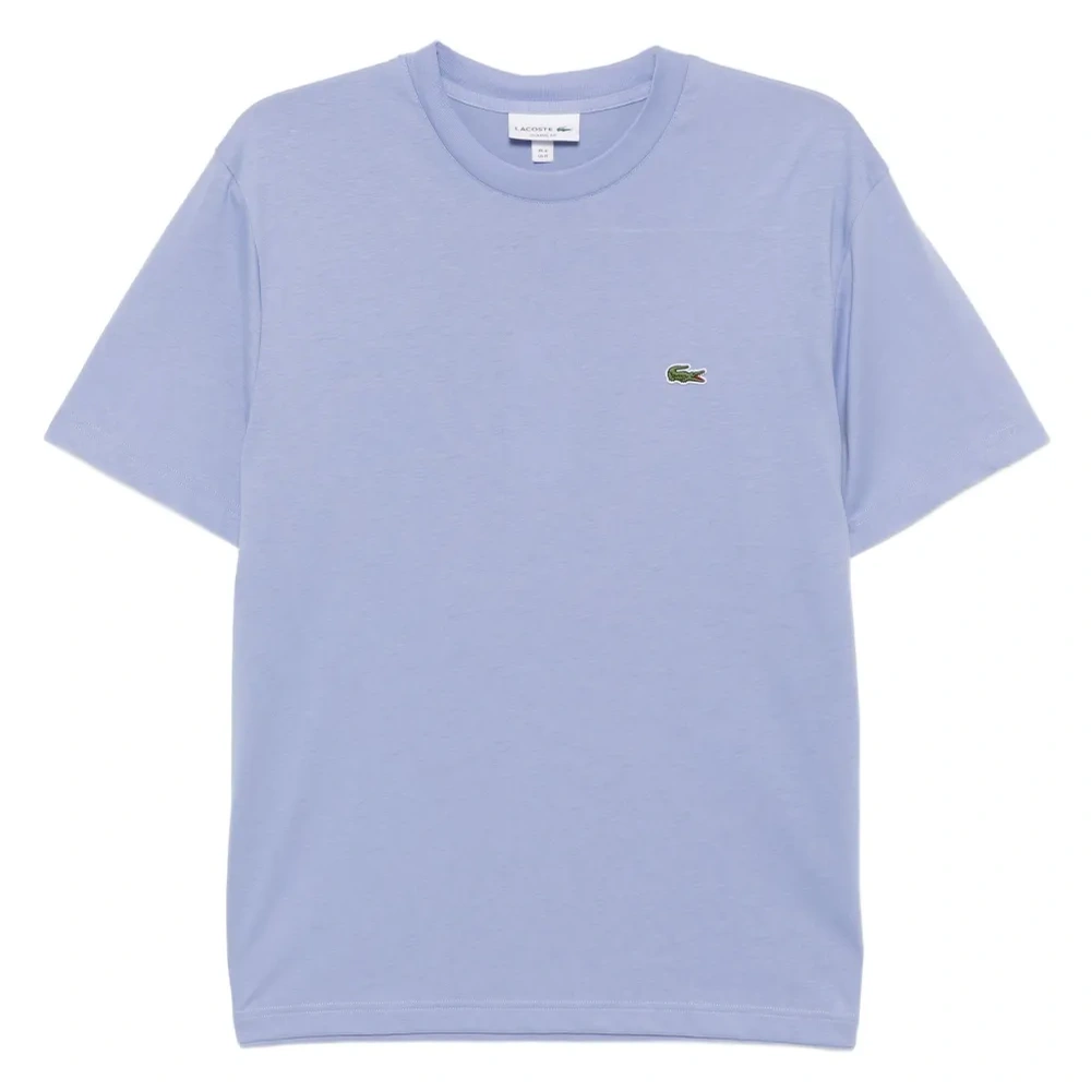 Футболка с вышитым логотипом