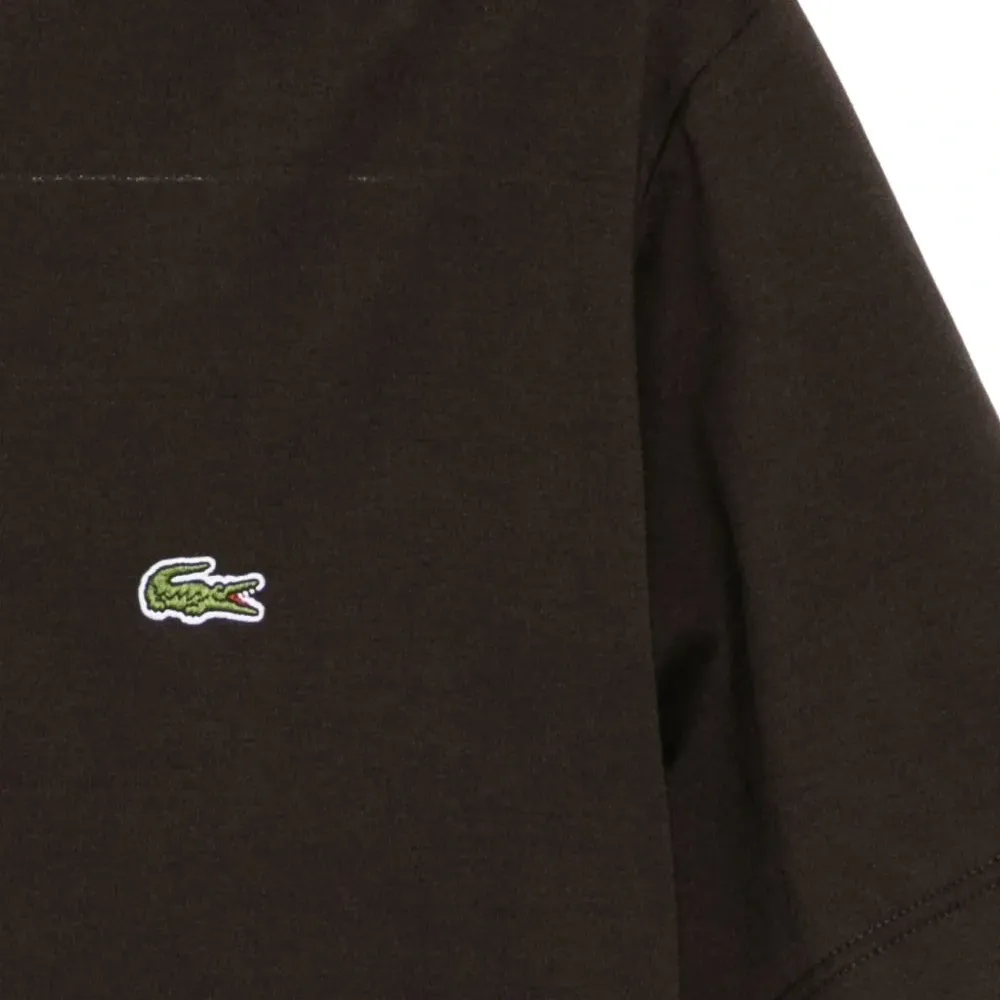 Футболка с вышитым логотипом