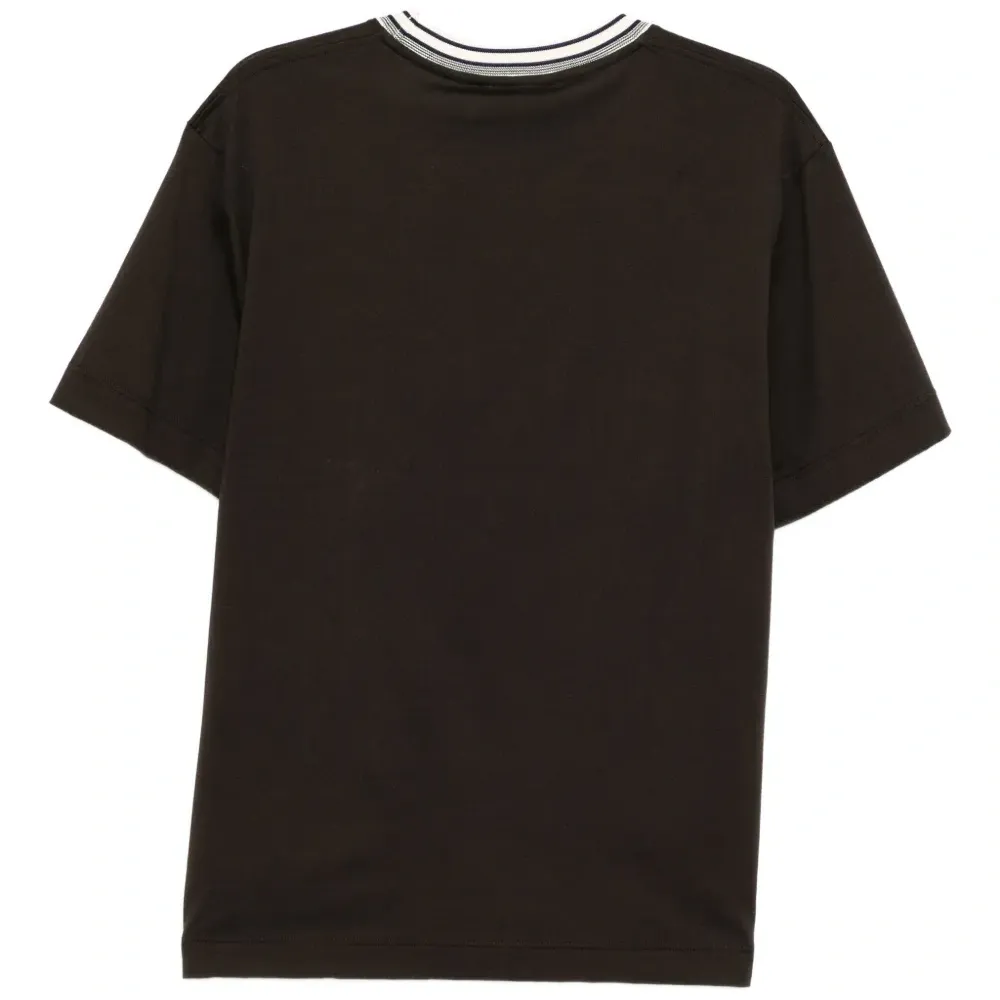 Футболка с вышитым логотипом