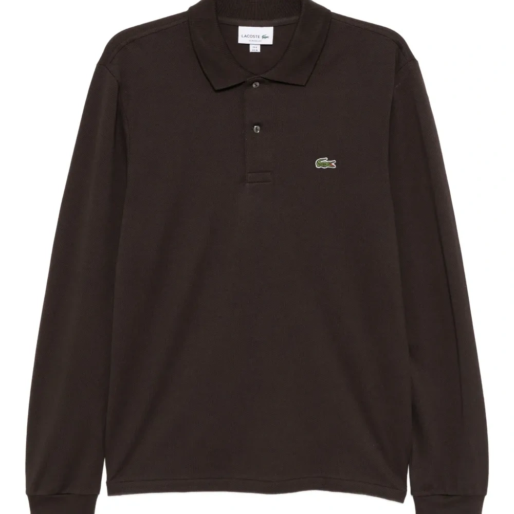 Рубашка поло с вышитым логотипом