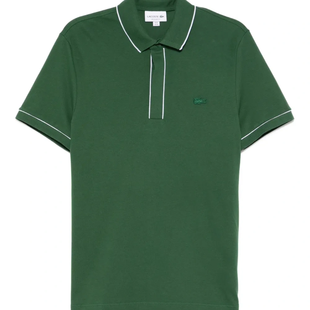 Рубашка поло с вышитым логотипом