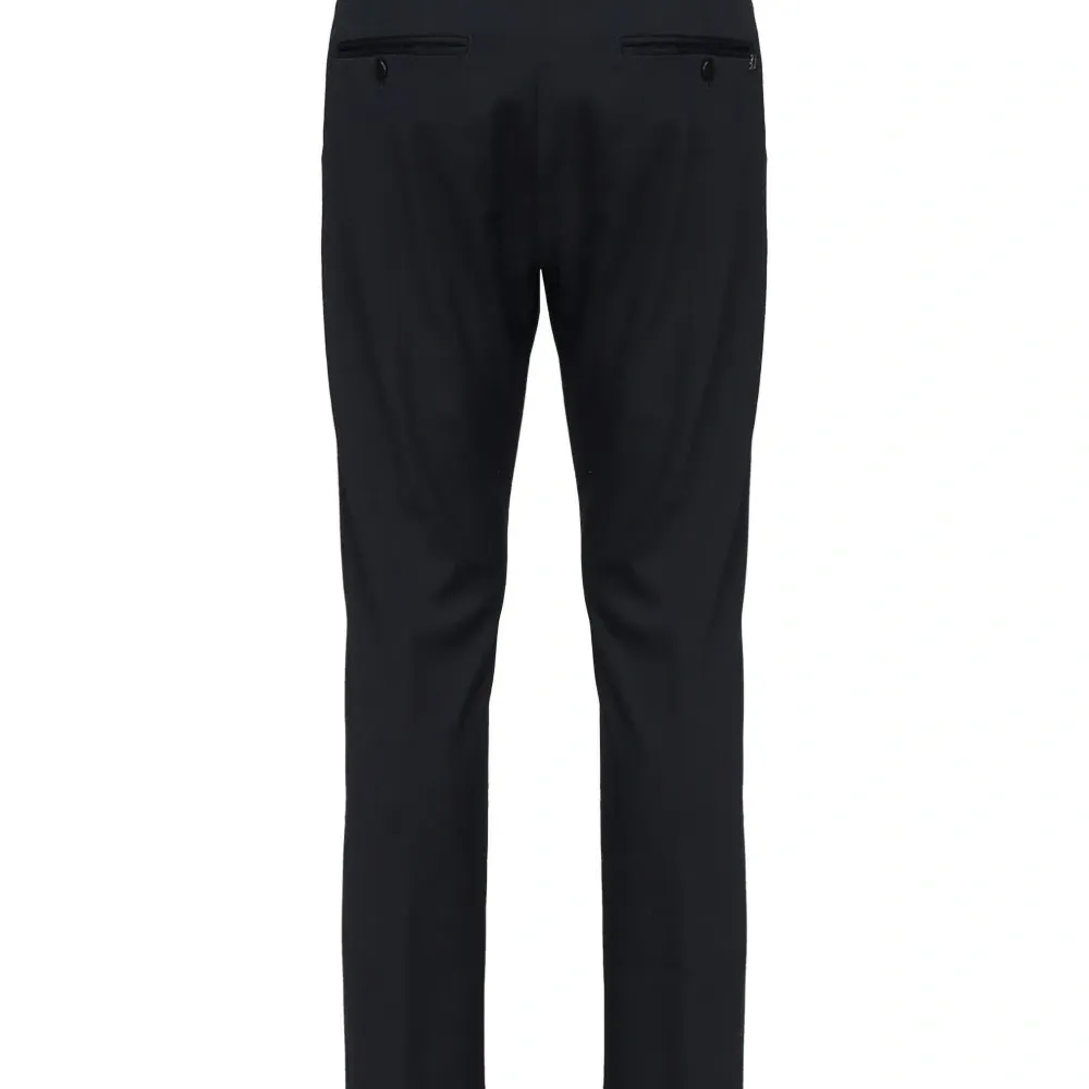 Брюки с карманами