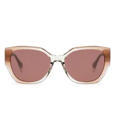 Солнцезащитные очки в круглой оправе