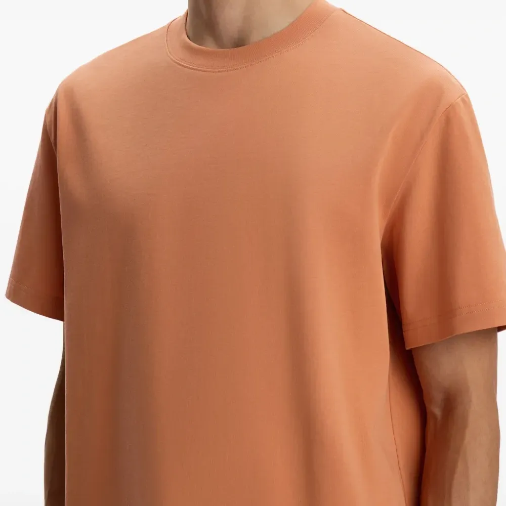 футболка с короткими рукавами