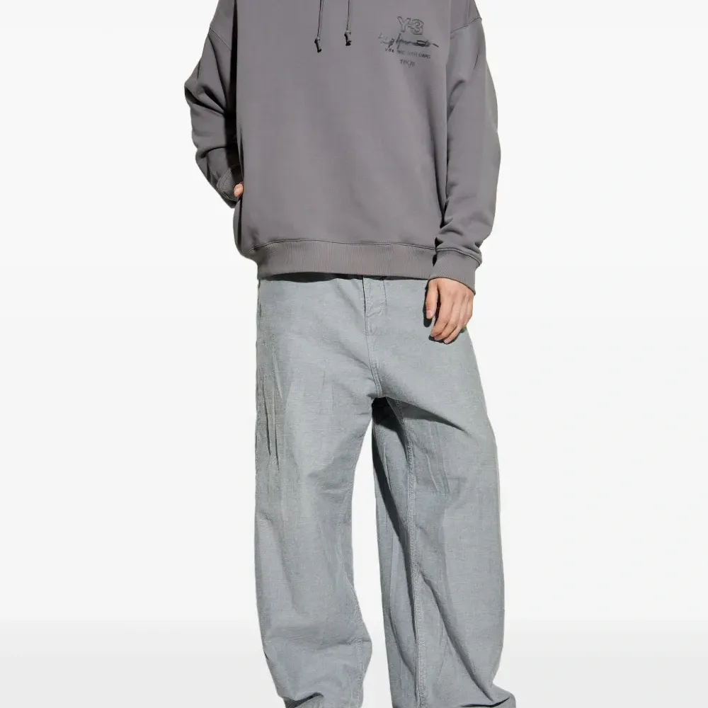 худи с логотипом