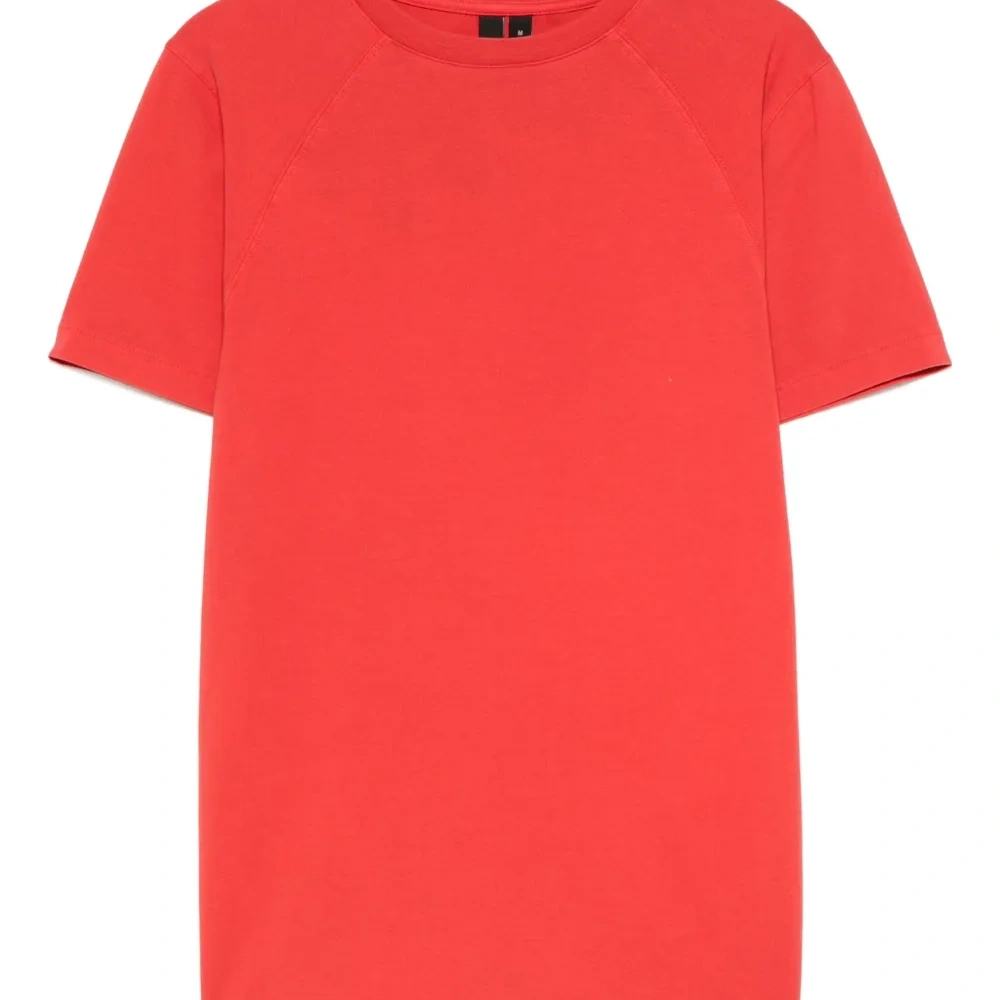 Футболка с рукавами реглан