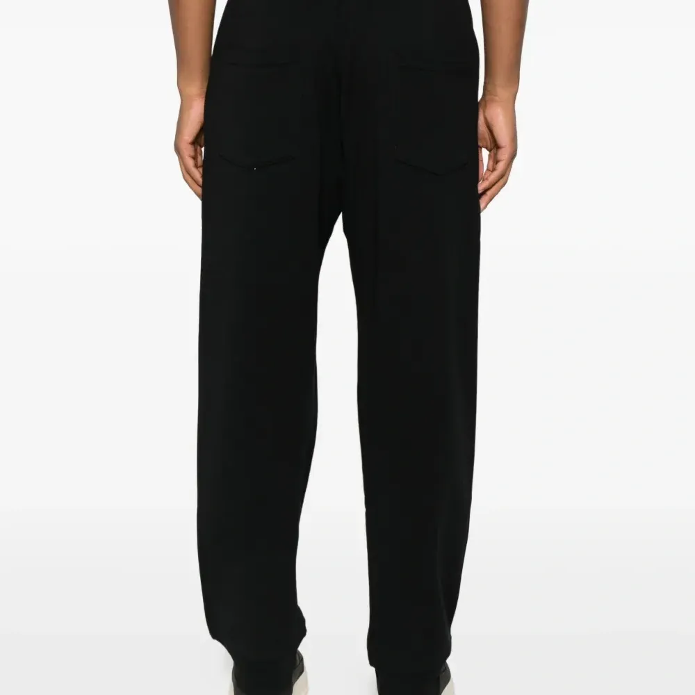 брюки с карманами на молнии