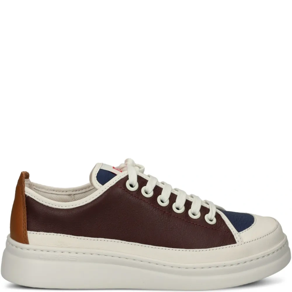 кроссовки со вставками