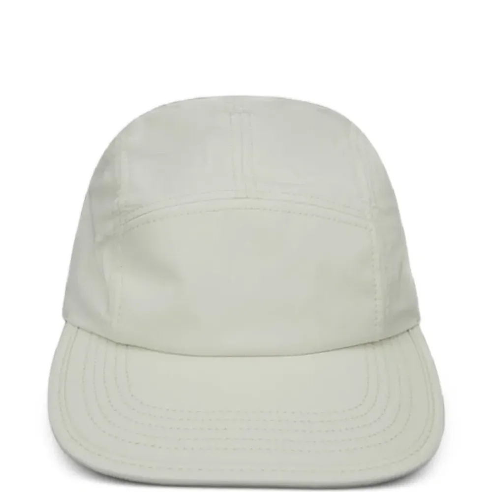 Бейсболка с кулиской