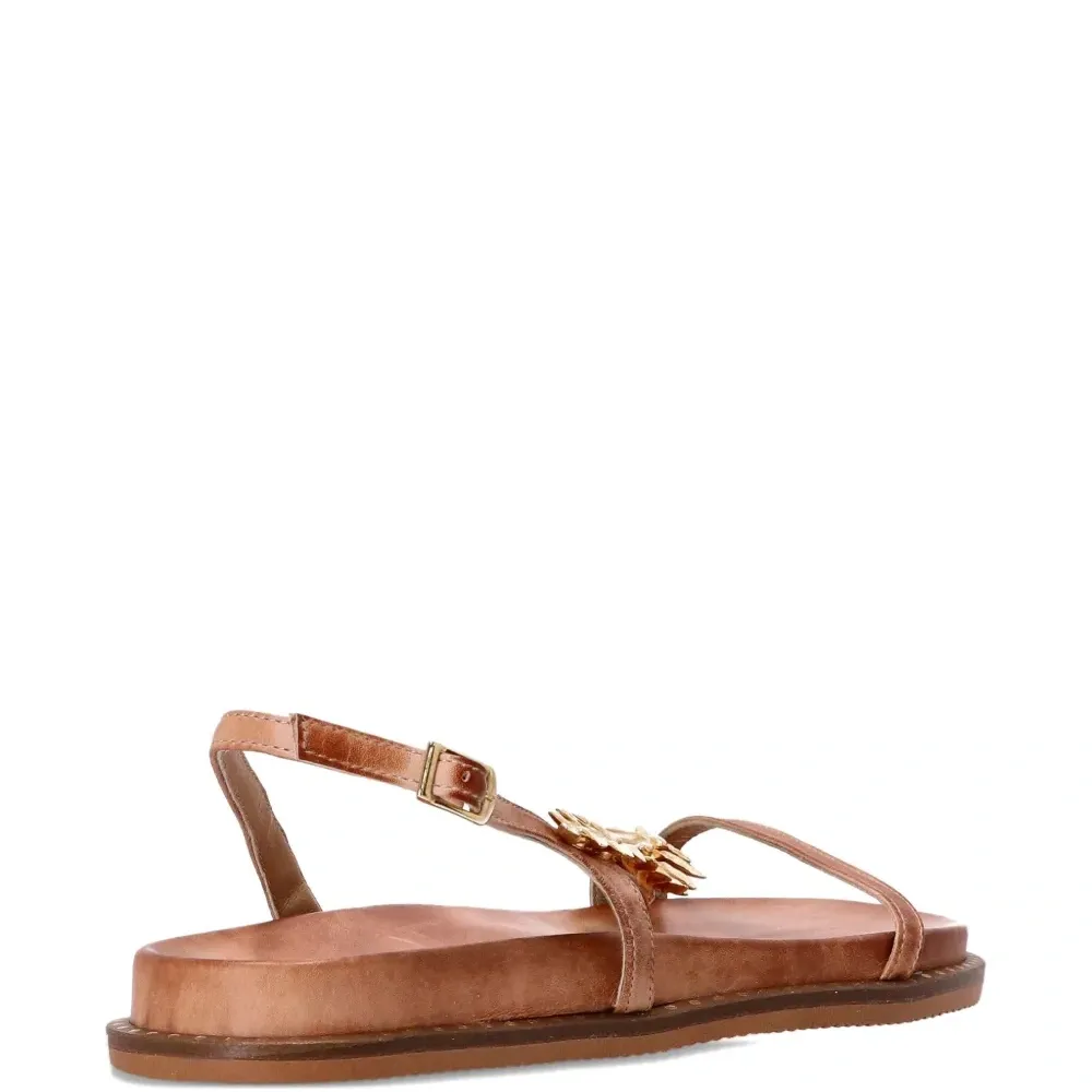 Декорированные сандалии с ремешком на пятке