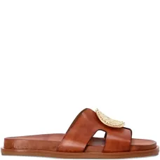 Декорированные сандалии