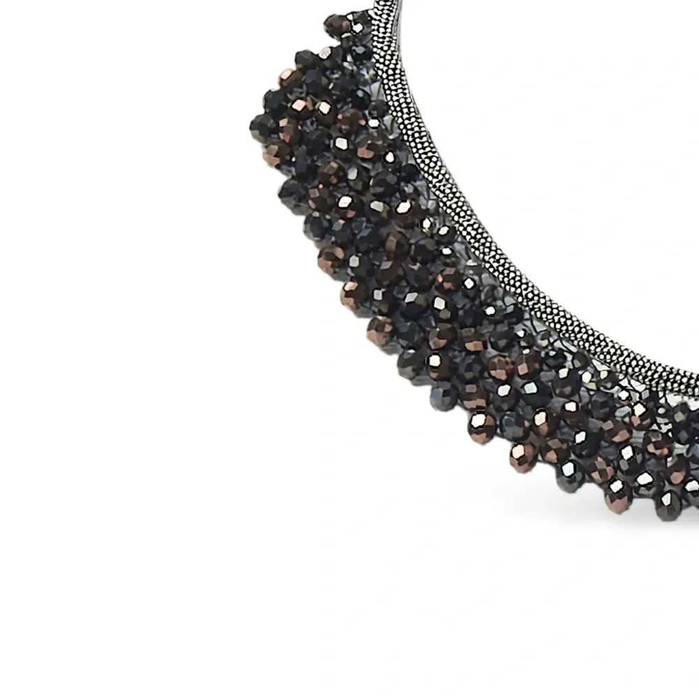 Колье с кристаллами