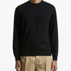 Свитер с круглым вырезом