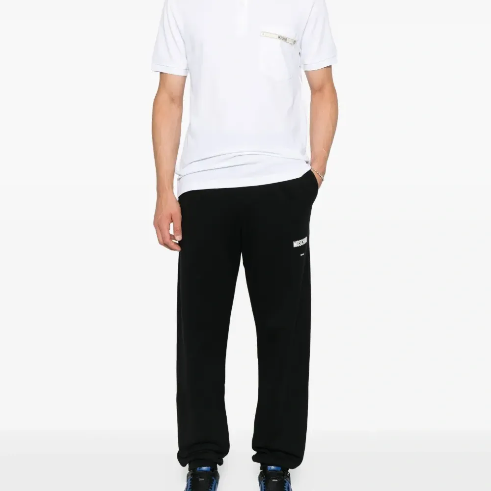 спортивные брюки