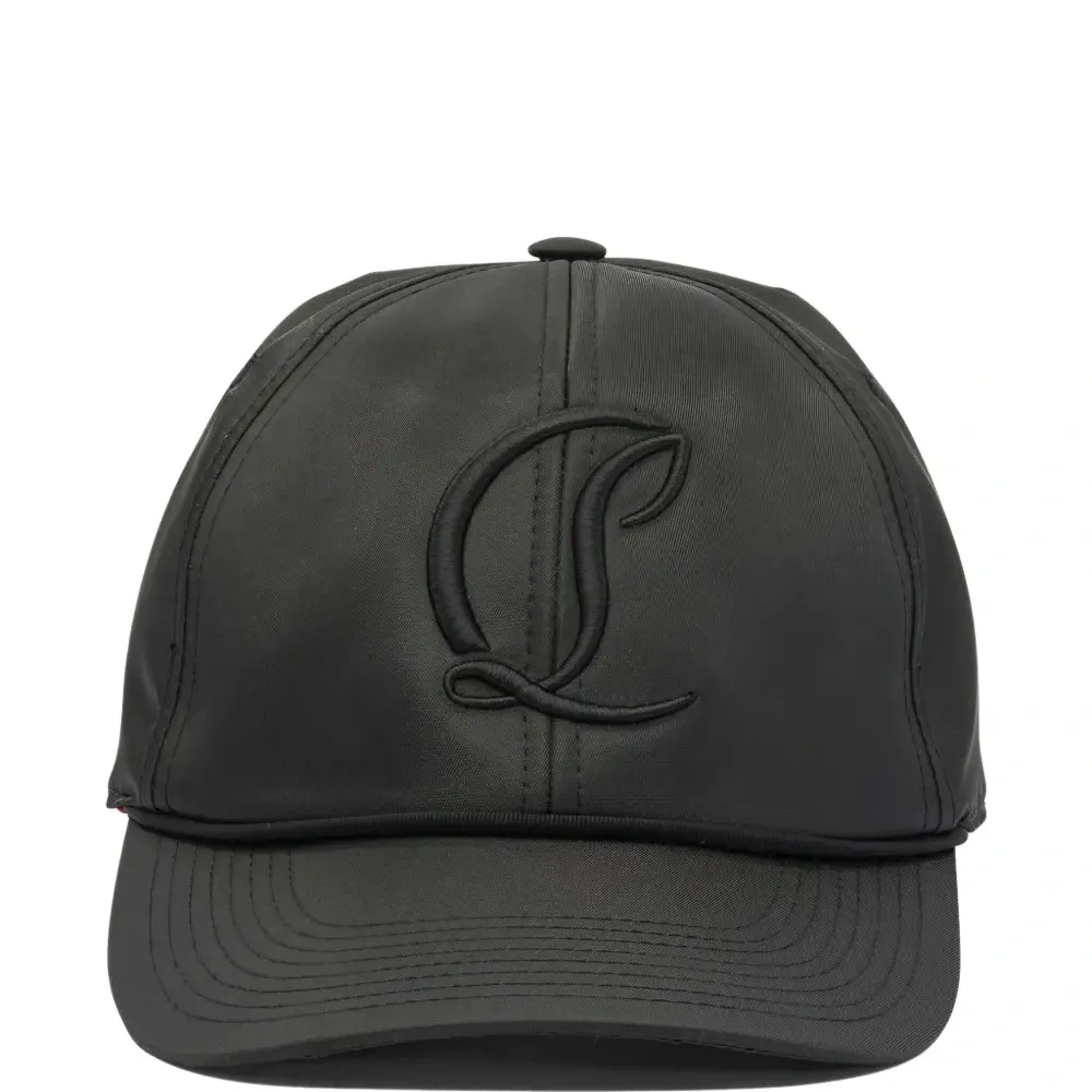 Бейсболка с вышитым логотипом