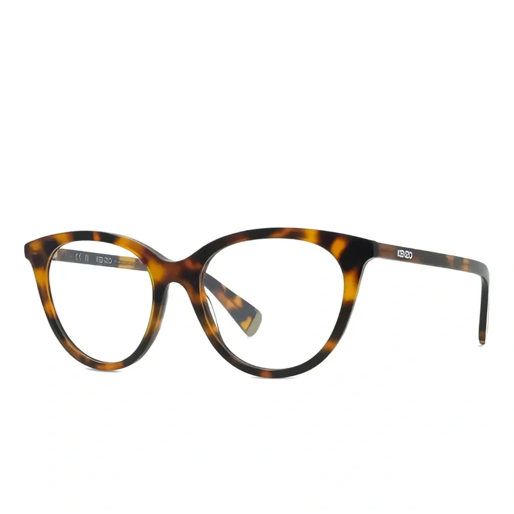 Очки в оправе 'кошачий глаз'