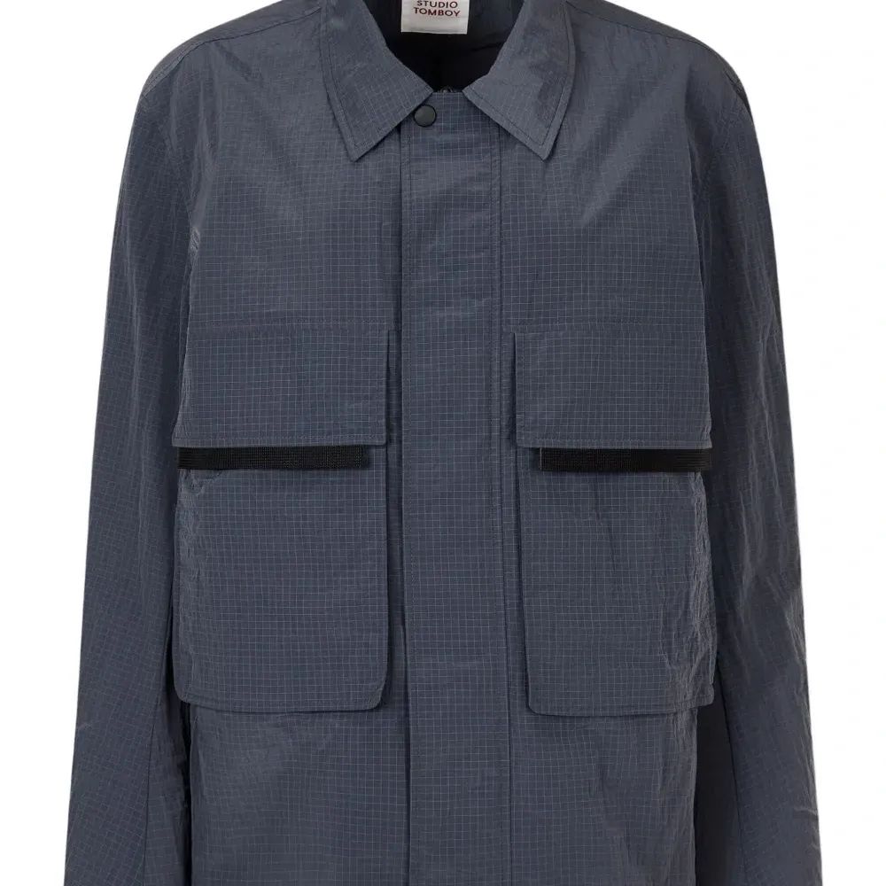 Клетчатая куртка с карманами карго