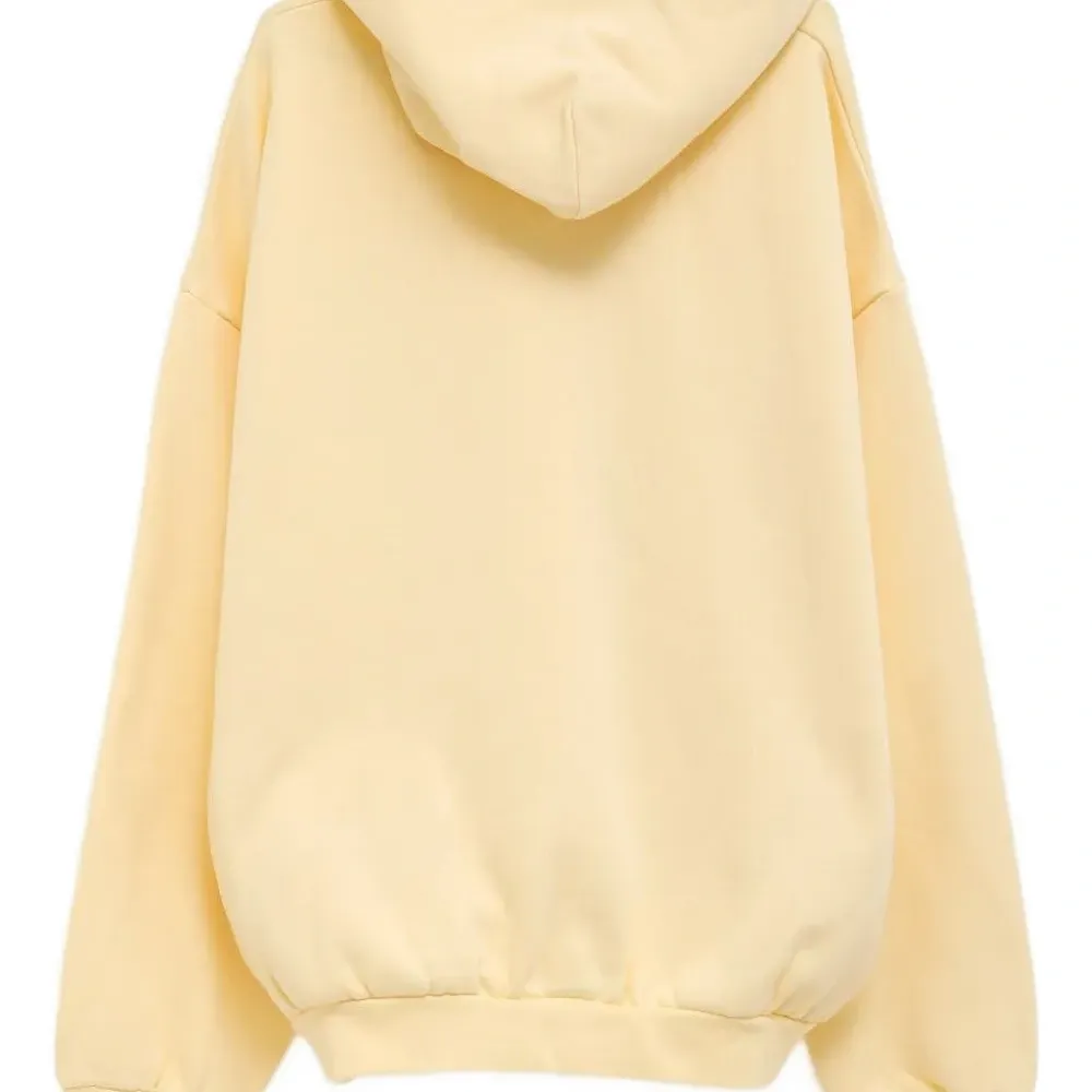 Худи с вышитым логотипом