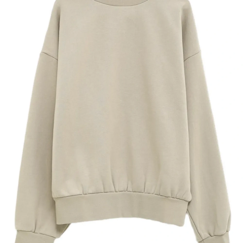 Толстовка с круглым вырезом