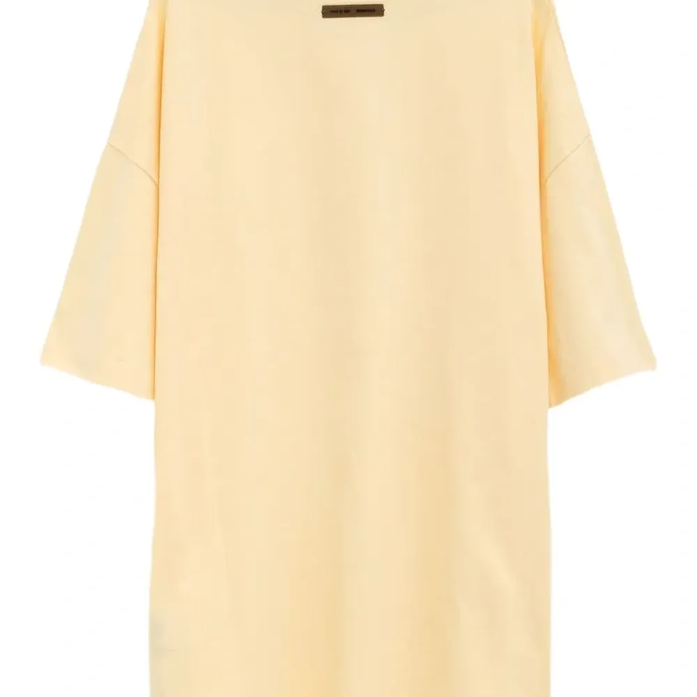 Футболка с логотипом