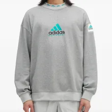 Толстовка с вышитым логотипом