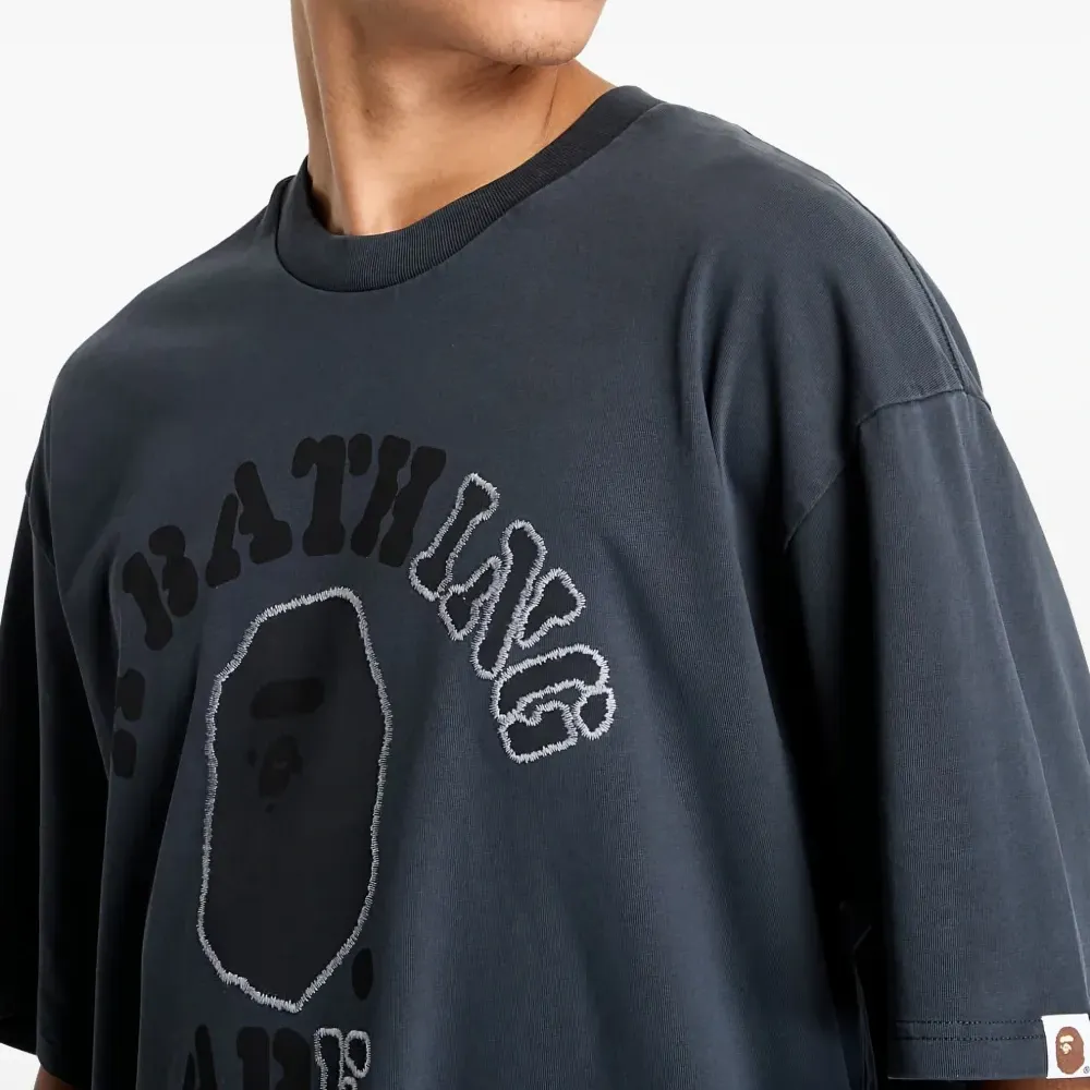 Футболка с графичным принтом