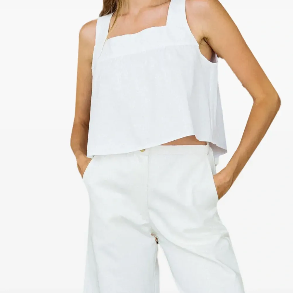 Топ Emilia с квадратным вырезом Топ Emilia с квадратным вырезом