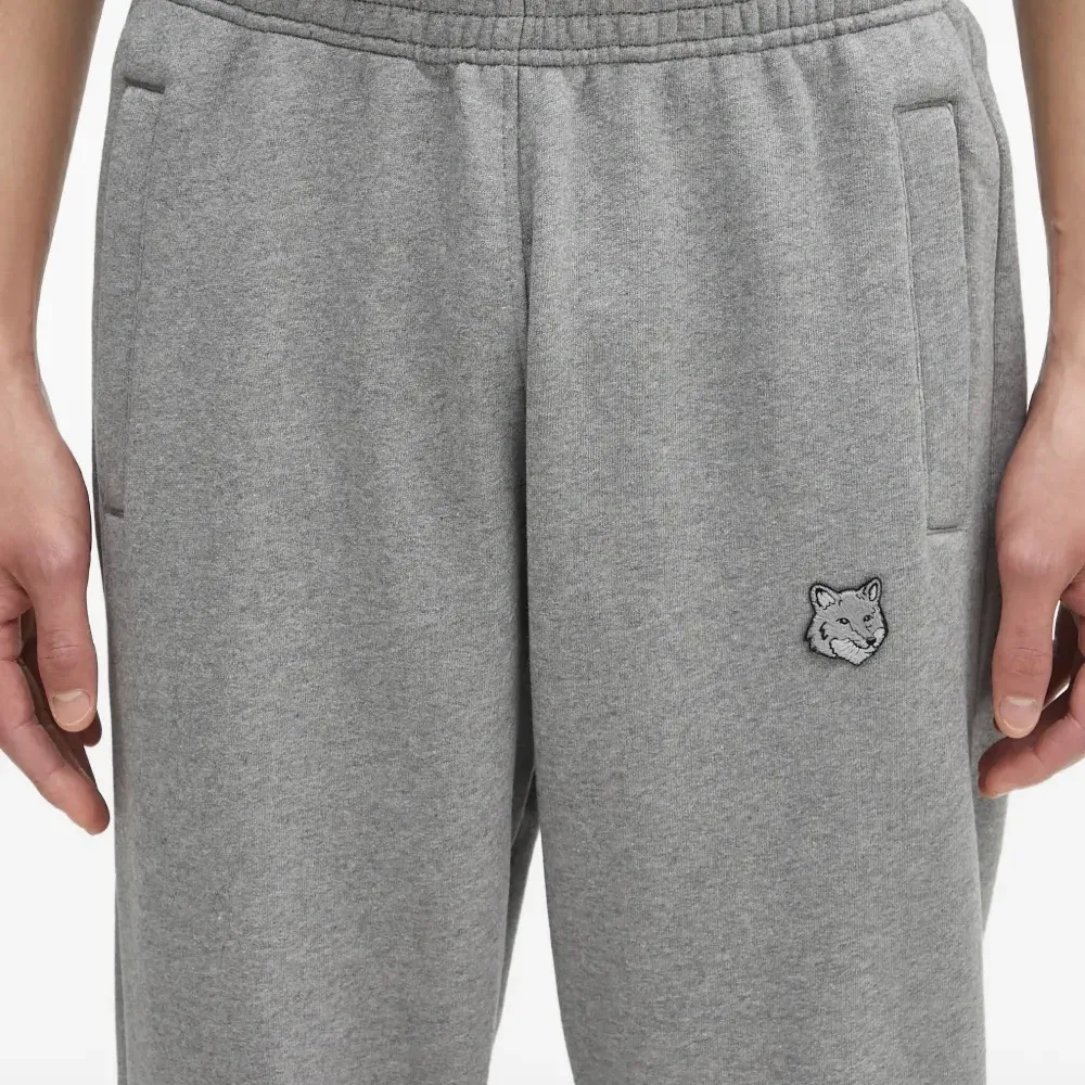 джогеры с вышивкой