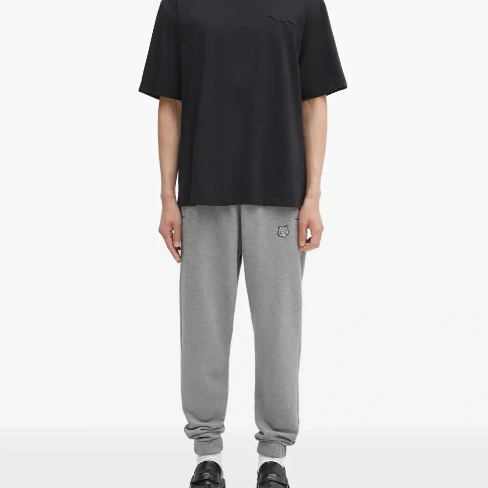 джогеры с вышивкой