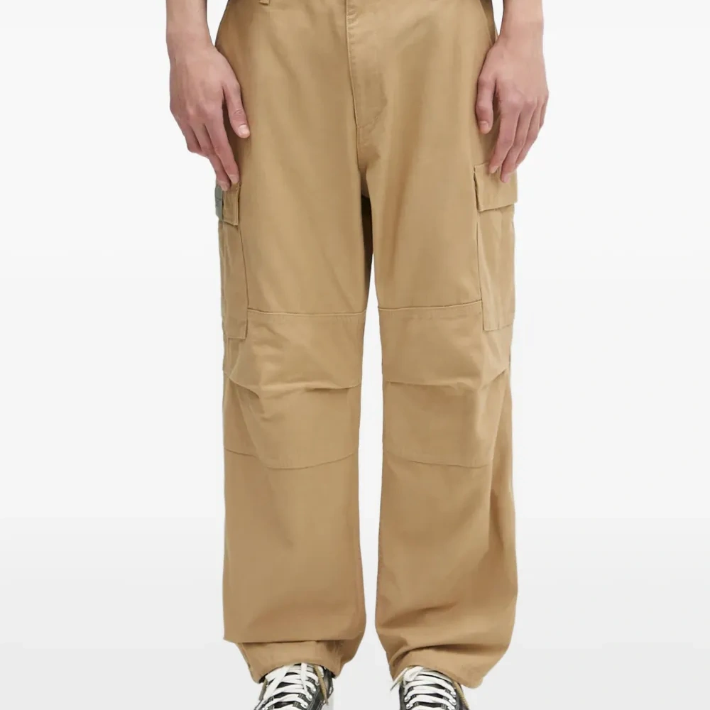 брюки карго с карманами