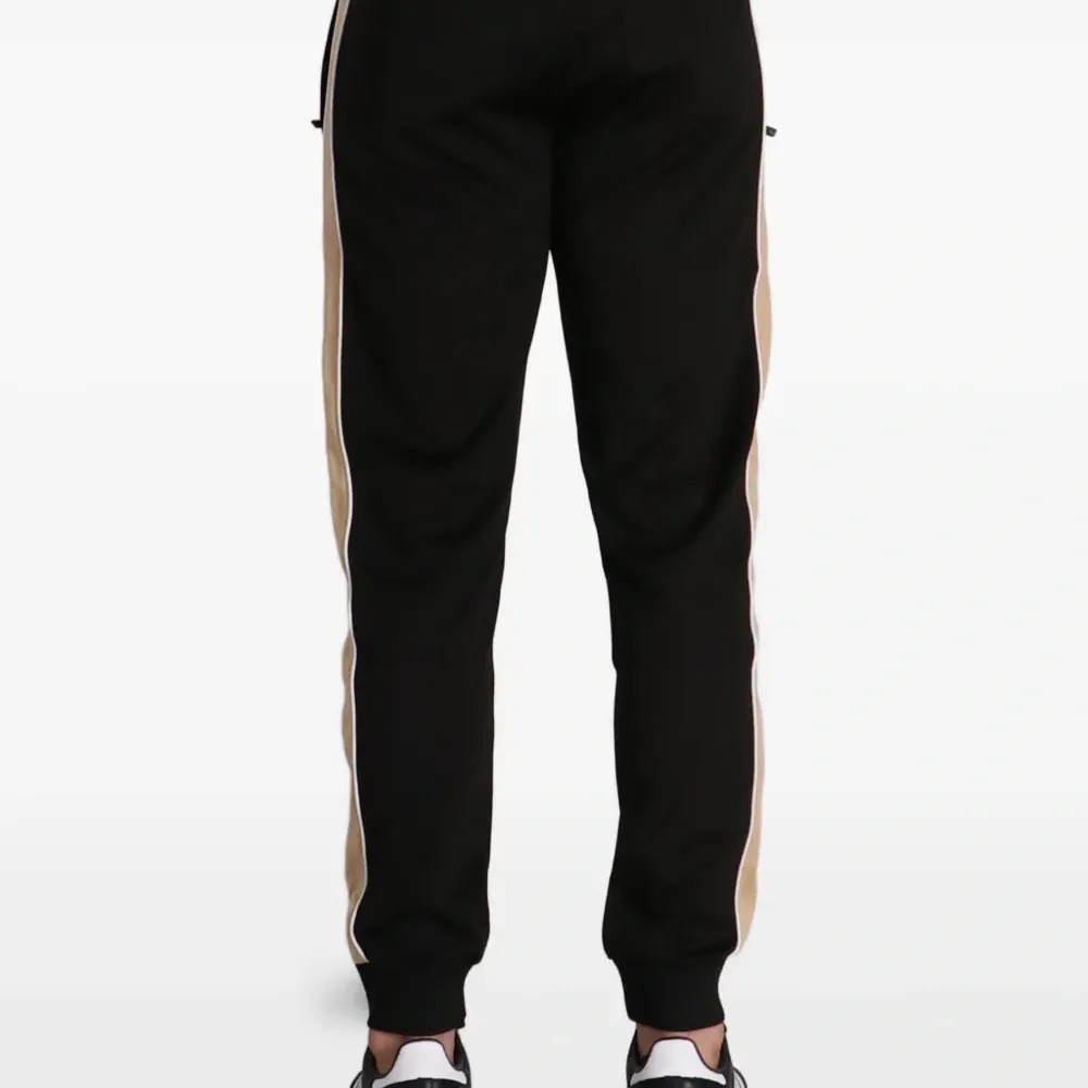 джогеры с логотипом