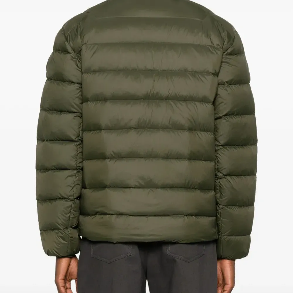 Пуховик Aretu Пуховик Aretu