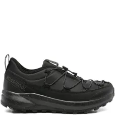 Кроссовки в курортном стиле